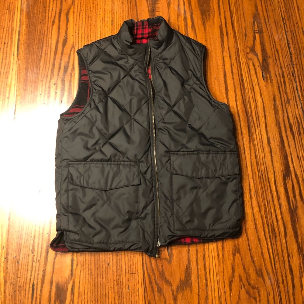 J. Crew Men’s Reversible Vest